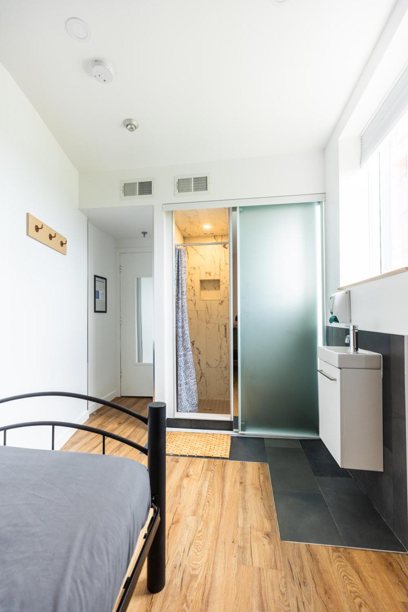 Auberge Saintlo Montreal Hostel Dış mekan fotoğraf